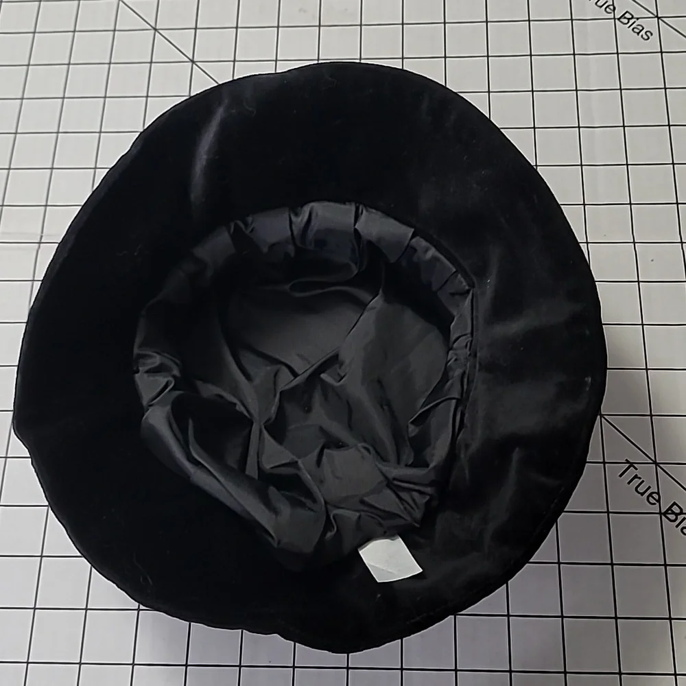 Girls American Girl Rebecca‎ Black Velvet Bucket Hat - Gently pre-loved